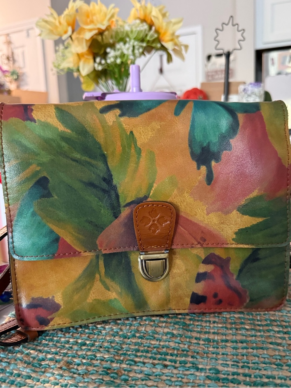 NEW🌻Patricia Nash Lanza Crossbody Organizer in a multicolor watercolor print
